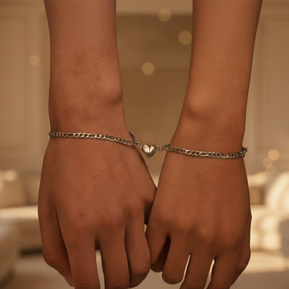The Soulmate Bond - Magnetic Heart Bracelet Set