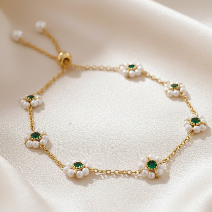 Pearl and emerald green stone slider bracelet elegant nature style